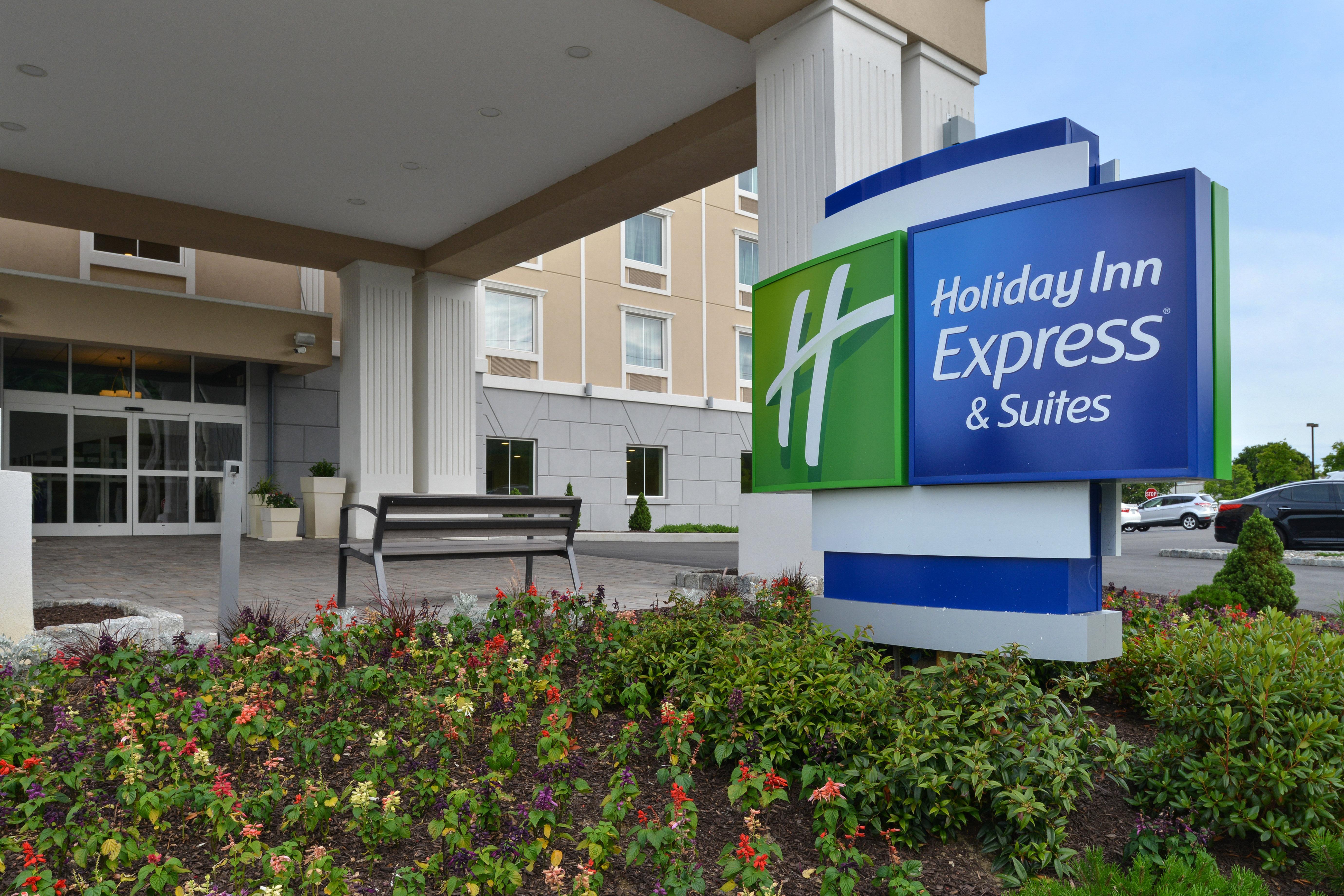 Holiday Inn Express & Suites Peekskill-Lower Hudson Valley By Ihg Екстер'єр фото