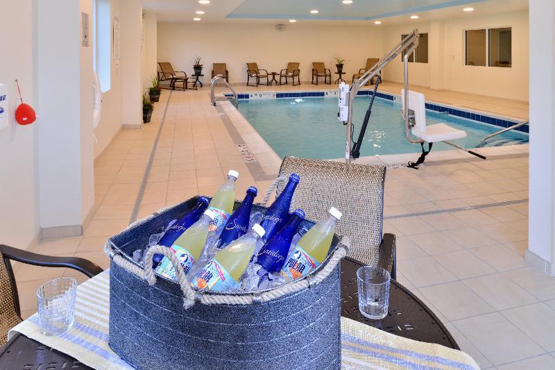 Holiday Inn Express & Suites Peekskill-Lower Hudson Valley By Ihg Екстер'єр фото