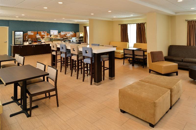 Holiday Inn Express & Suites Peekskill-Lower Hudson Valley By Ihg Екстер'єр фото